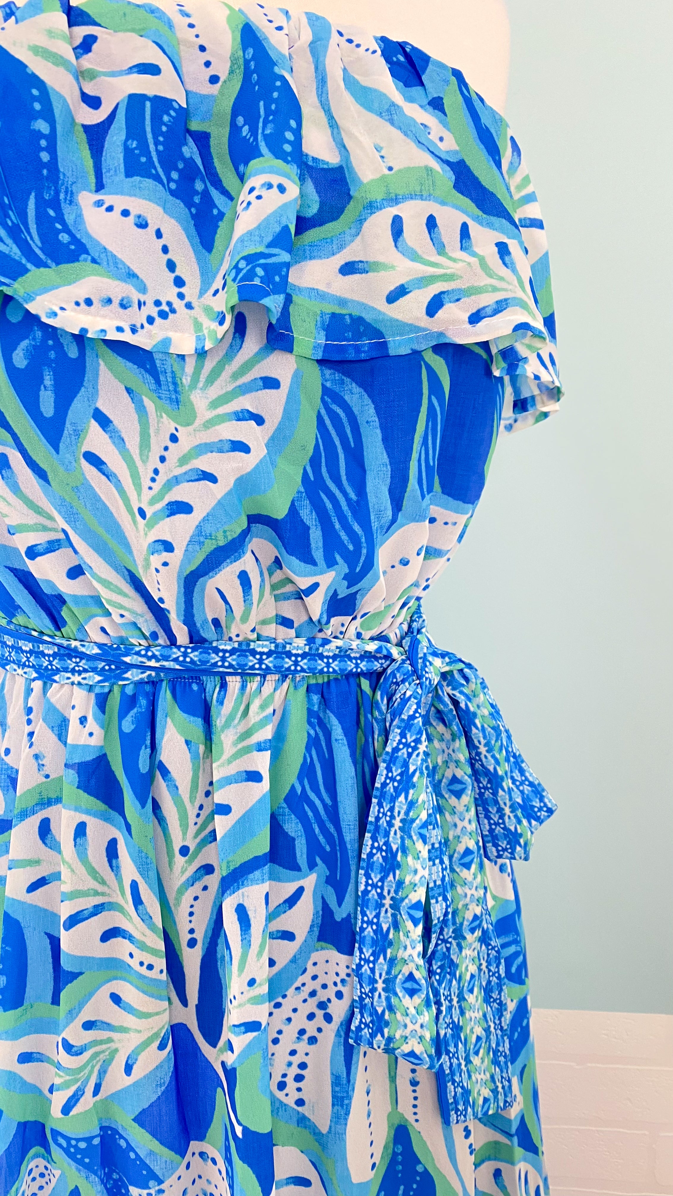 'Bali Breeze' Blue & Turquoise Tropical Print Maxi Dress-A gorgeous tropical print maxi dress in stunning blue/turq/white colors! This dress is perfect for beach weddings, semi casual events or just an everyday elevated look! -Cali Moon Boutique, Plainville Connecticut