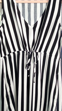 'Midnight Marina' Black + White Stripe V-Neck Maxi Dress-Black + white stripe = forever classic chic! Style this dress with boots for a Summer concert, heels for a semi casual event or sandals for a Summer vacation day trip. Super lightweight breezy fabric with a side slit.-Cali Moon Boutique, Plainville Connecticut