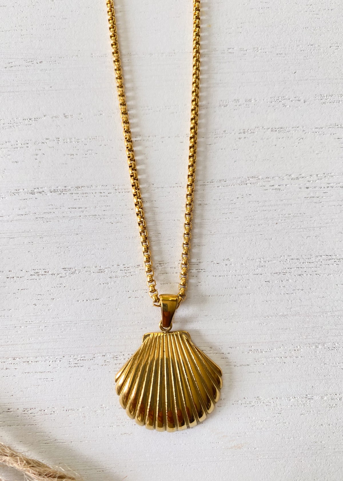 Shell Water Resistant Necklace-Shell Water Resistant Necklace-Cali Moon Boutique, Plainville Connecticut