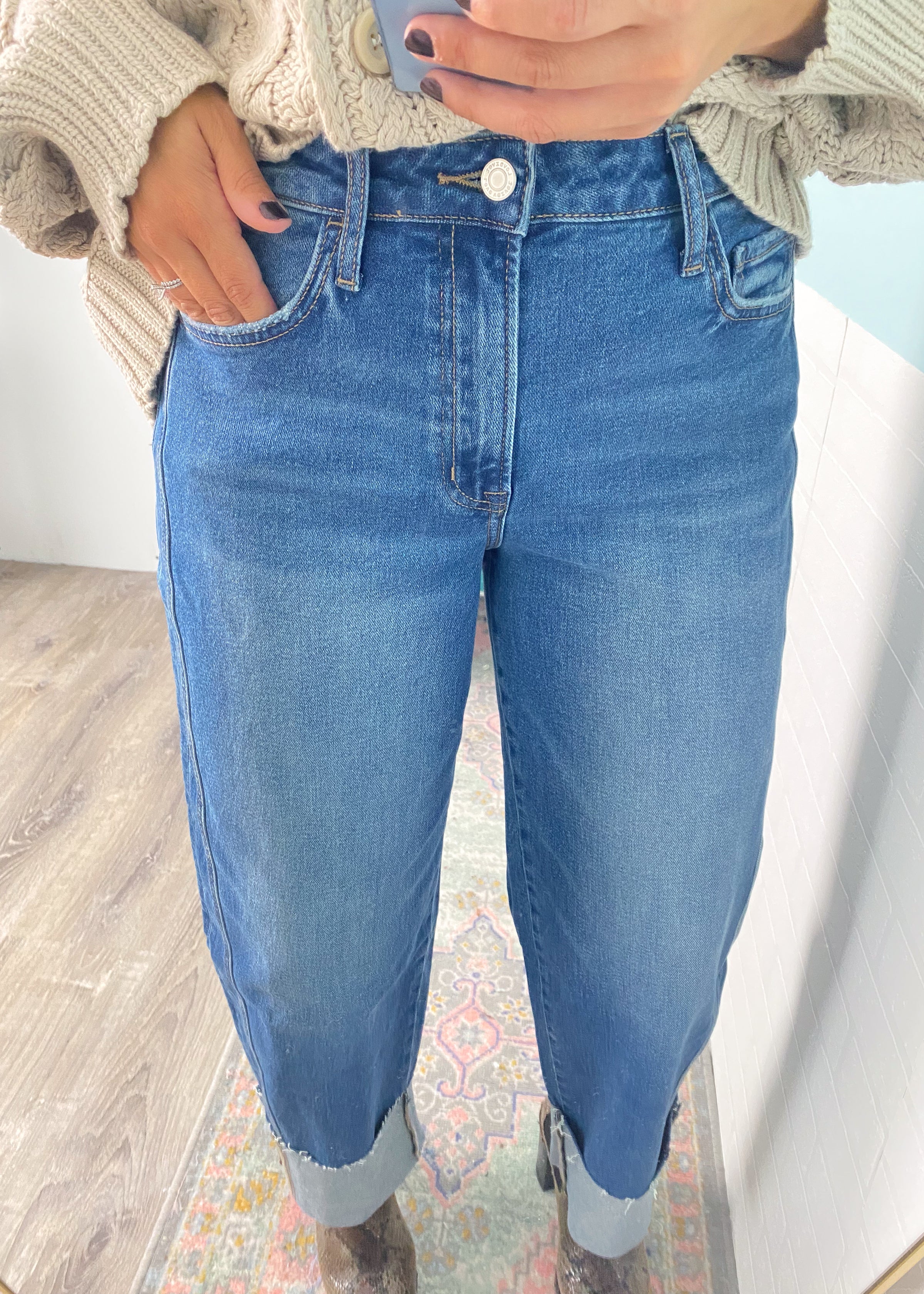 'Karina' Lovervet Tapered Cropped Jeans