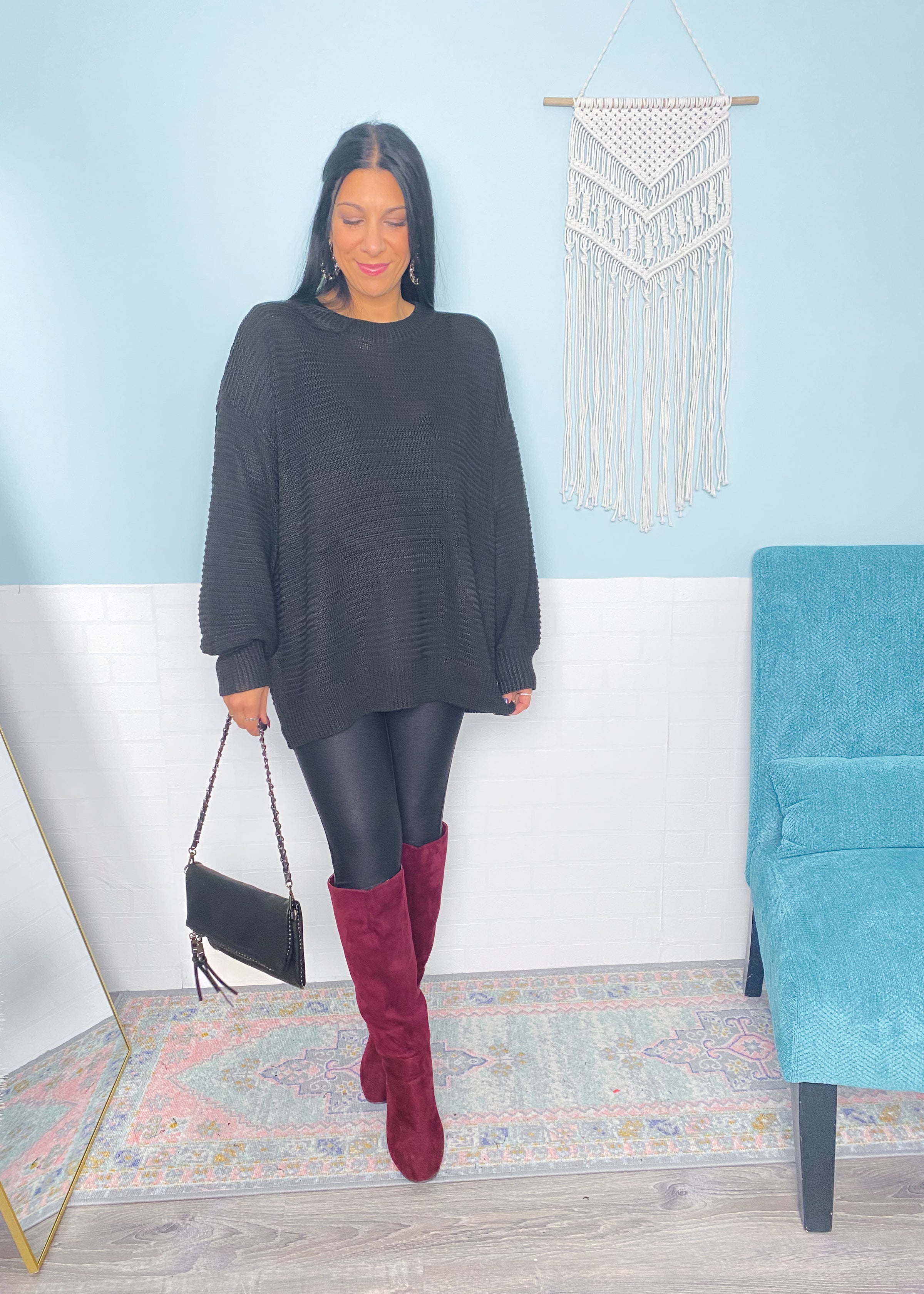 *DOORBUSTER* 'Teagan' Black Textured Oversized Sweater