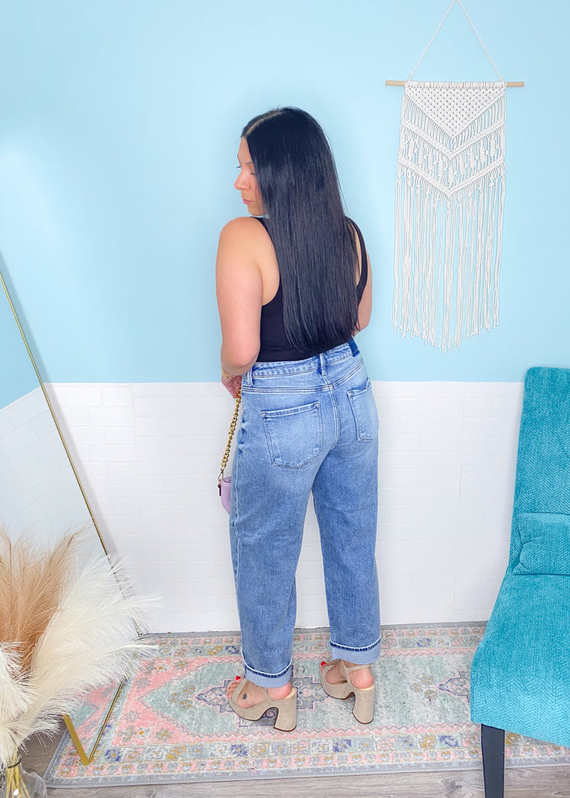 'Tess' Risen Light Wash High Waist Comfort Stretch Tapered Jeans-The stretch in these slouchy cool girl fit jeans are next level! A loose fit design with a tapered leg giving effortless city vibes every time you put them on!-Cali Moon Boutique, Plainville Connecticut